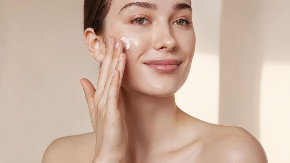 Clean girl vibe – jak niewiele trzeba do bycia piękną i zdrową